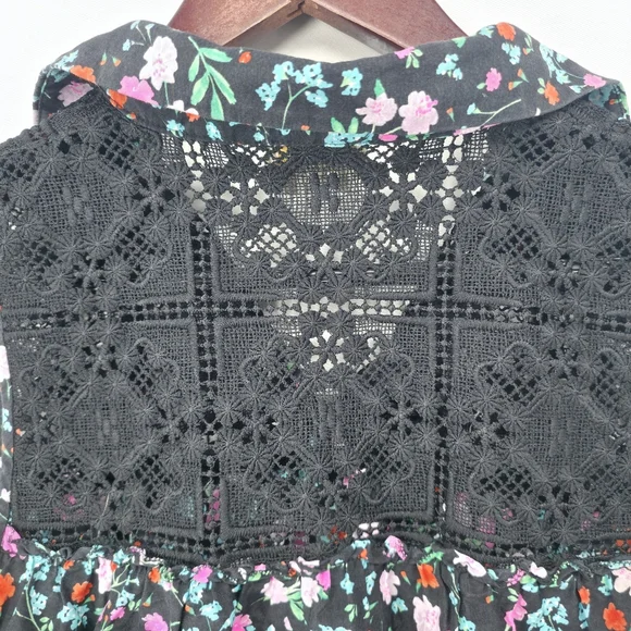 Kate Spade New York Top Black Floral Greenhouse Lace Yoke Tassels Boho Size L - Picture 8 of 12